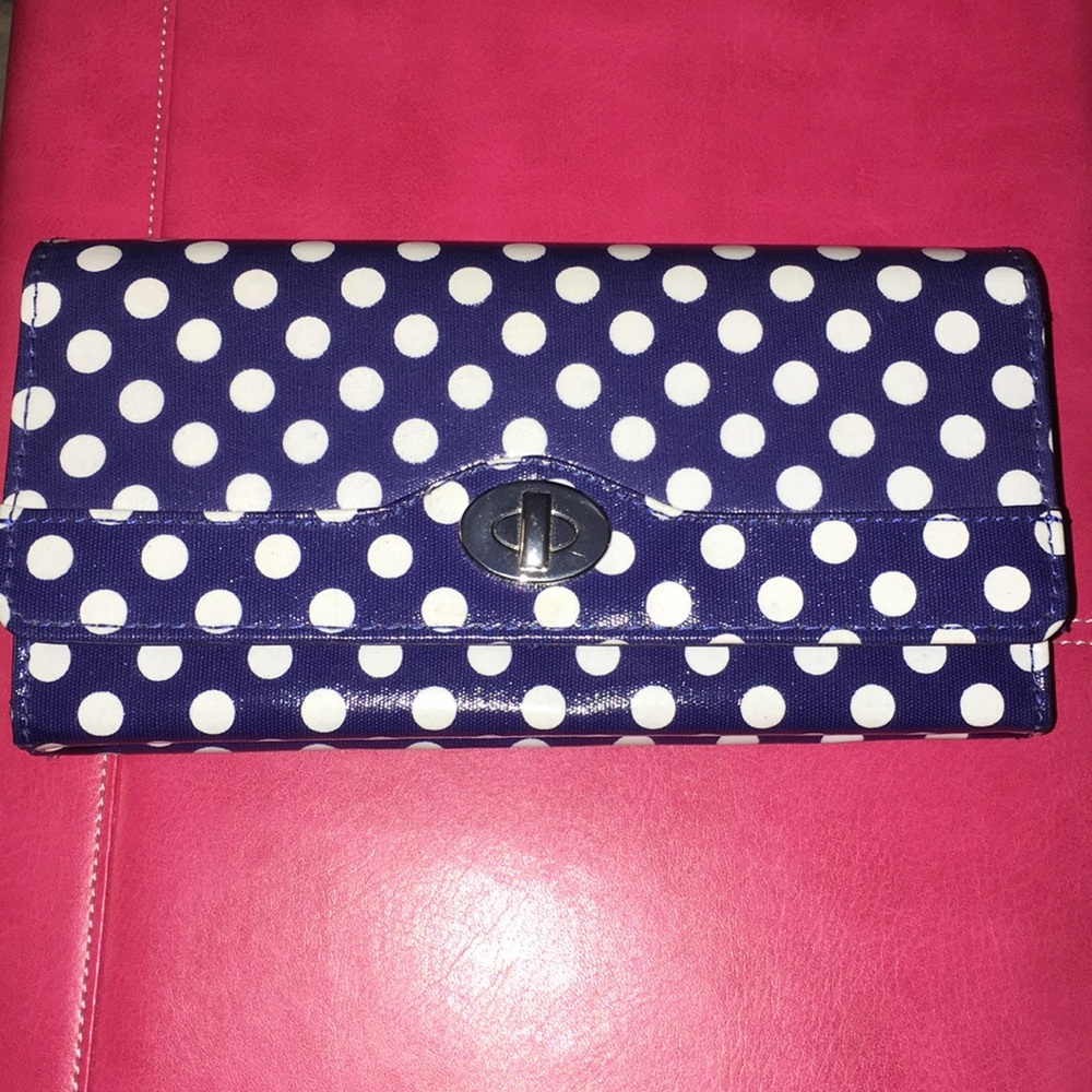 Beautiful White & Blue Polkadot Wallet